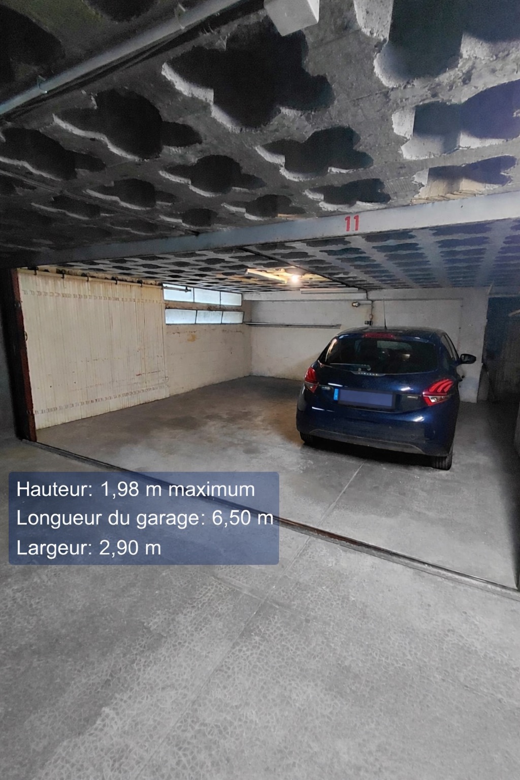 Place de parking numéro 11