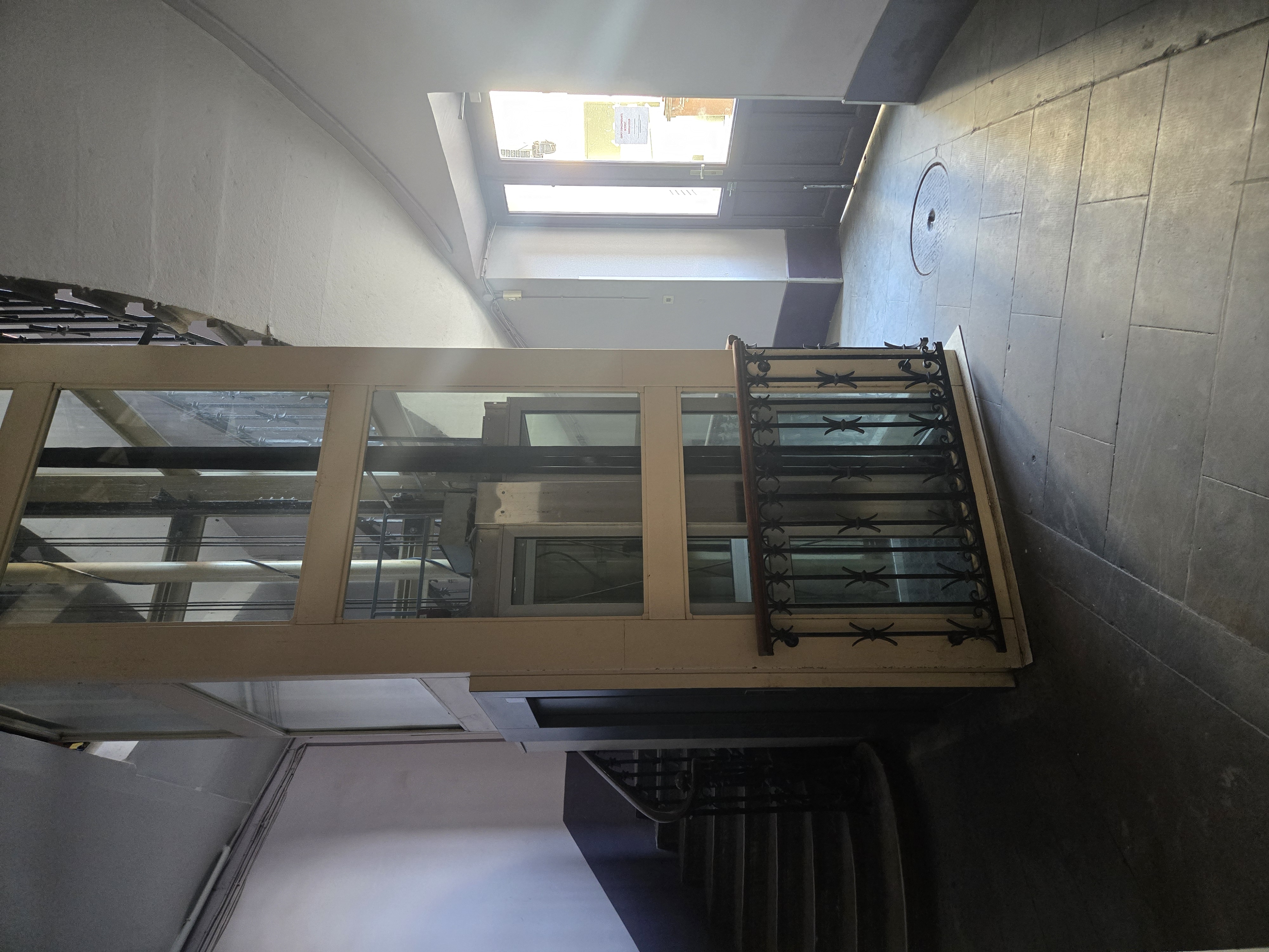 Local poubelles — Le Berriat
